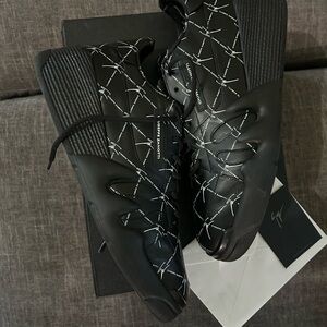 Givenchy Black and White Men's Sneakers